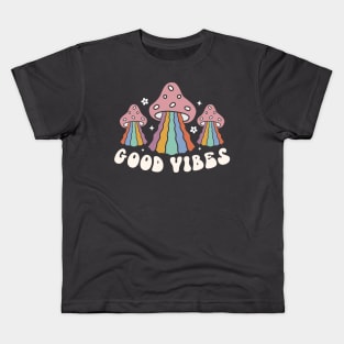 Good vibes, magical mushrooms Kids T-Shirt